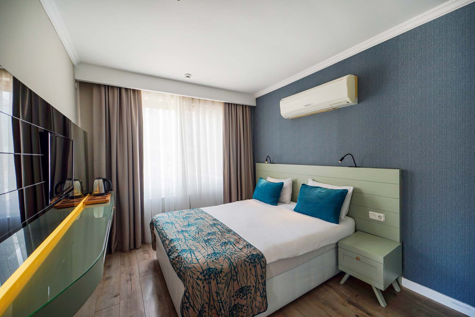 Premier Room